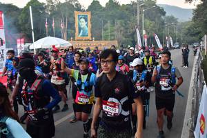 BIB: 2253, 2552
                            <button type="button" onclick="openModal(6852509)" class="btn btn-primary btn-sm float-right btn-popup" data-toggle="modal" data-target=".modal-high-quality">
                        <i class="fas fa-shopping-cart"></i> Add to Cart
                    </button>
                                            <button type="button" onclick="isThisMe(6852509, true)" class="btn btn-success btn-sm float-right btn-popup btn-isme hidden" data-toggle="tooltip" data-placement="bottom" title="นี่คือรูปของคุณใช่ไหม คลิกที่นี่เพื่อเอาเข้าอัลบั้ม">
                        <i class="fas fa-plus"></i> Add to album
                    </button>
                    <button type="button" onclick="isThisMe(6852509, false)" class="btn btn-warning btn-sm float-right btn-popup btn-isnotme hidden">
                        <i class="fas fa-ban"></i> Remove from album
                    </button>