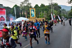 BIB: 2704, 
                            <button type="button" onclick="openModal(6852245)" class="btn btn-primary btn-sm float-right btn-popup" data-toggle="modal" data-target=".modal-high-quality">
                        <i class="fas fa-shopping-cart"></i> Add to Cart
                    </button>
                                            <button type="button" onclick="isThisMe(6852245, true)" class="btn btn-success btn-sm float-right btn-popup btn-isme hidden" data-toggle="tooltip" data-placement="bottom" title="นี่คือรูปของคุณใช่ไหม คลิกที่นี่เพื่อเอาเข้าอัลบั้ม">
                        <i class="fas fa-plus"></i> Add to album
                    </button>
                    <button type="button" onclick="isThisMe(6852245, false)" class="btn btn-warning btn-sm float-right btn-popup btn-isnotme hidden">
                        <i class="fas fa-ban"></i> Remove from album
                    </button>