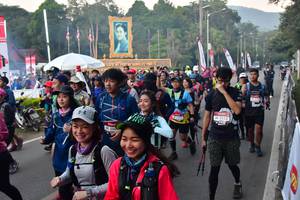 BIB: 2552, 200
                            <button type="button" onclick="openModal(6852506)" class="btn btn-primary btn-sm float-right btn-popup" data-toggle="modal" data-target=".modal-high-quality">
                        <i class="fas fa-shopping-cart"></i> Add to Cart
                    </button>
                                            <button type="button" onclick="isThisMe(6852506, true)" class="btn btn-success btn-sm float-right btn-popup btn-isme hidden" data-toggle="tooltip" data-placement="bottom" title="นี่คือรูปของคุณใช่ไหม คลิกที่นี่เพื่อเอาเข้าอัลบั้ม">
                        <i class="fas fa-plus"></i> Add to album
                    </button>
                    <button type="button" onclick="isThisMe(6852506, false)" class="btn btn-warning btn-sm float-right btn-popup btn-isnotme hidden">
                        <i class="fas fa-ban"></i> Remove from album
                    </button>