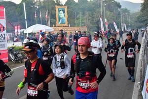 BIB: 2362, 2199, 
                            <button type="button" onclick="openModal(6852555)" class="btn btn-primary btn-sm float-right btn-popup" data-toggle="modal" data-target=".modal-high-quality">
                        <i class="fas fa-shopping-cart"></i> Add to Cart
                    </button>
                                            <button type="button" onclick="isThisMe(6852555, true)" class="btn btn-success btn-sm float-right btn-popup btn-isme hidden" data-toggle="tooltip" data-placement="bottom" title="นี่คือรูปของคุณใช่ไหม คลิกที่นี่เพื่อเอาเข้าอัลบั้ม">
                        <i class="fas fa-plus"></i> Add to album
                    </button>
                    <button type="button" onclick="isThisMe(6852555, false)" class="btn btn-warning btn-sm float-right btn-popup btn-isnotme hidden">
                        <i class="fas fa-ban"></i> Remove from album
                    </button>