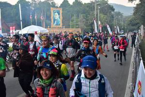 BIB: 
                            <button type="button" onclick="openModal(6852456)" class="btn btn-primary btn-sm float-right btn-popup" data-toggle="modal" data-target=".modal-high-quality">
                        <i class="fas fa-shopping-cart"></i> Add to Cart
                    </button>
                                            <button type="button" onclick="isThisMe(6852456, true)" class="btn btn-success btn-sm float-right btn-popup btn-isme hidden" data-toggle="tooltip" data-placement="bottom" title="นี่คือรูปของคุณใช่ไหม คลิกที่นี่เพื่อเอาเข้าอัลบั้ม">
                        <i class="fas fa-plus"></i> Add to album
                    </button>
                    <button type="button" onclick="isThisMe(6852456, false)" class="btn btn-warning btn-sm float-right btn-popup btn-isnotme hidden">
                        <i class="fas fa-ban"></i> Remove from album
                    </button>