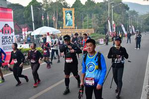 BIB: 2767, 2745
                            <button type="button" onclick="openModal(6852603)" class="btn btn-primary btn-sm float-right btn-popup" data-toggle="modal" data-target=".modal-high-quality">
                        <i class="fas fa-shopping-cart"></i> Add to Cart
                    </button>
                                            <button type="button" onclick="isThisMe(6852603, true)" class="btn btn-success btn-sm float-right btn-popup btn-isme hidden" data-toggle="tooltip" data-placement="bottom" title="นี่คือรูปของคุณใช่ไหม คลิกที่นี่เพื่อเอาเข้าอัลบั้ม">
                        <i class="fas fa-plus"></i> Add to album
                    </button>
                    <button type="button" onclick="isThisMe(6852603, false)" class="btn btn-warning btn-sm float-right btn-popup btn-isnotme hidden">
                        <i class="fas fa-ban"></i> Remove from album
                    </button>