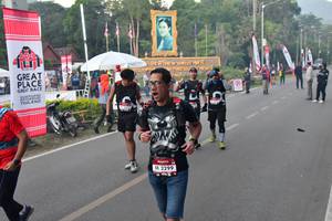 BIB: 2299
                            <button type="button" onclick="openModal(6852615)" class="btn btn-primary btn-sm float-right btn-popup" data-toggle="modal" data-target=".modal-high-quality">
                        <i class="fas fa-shopping-cart"></i> Add to Cart
                    </button>
                                            <button type="button" onclick="isThisMe(6852615, true)" class="btn btn-success btn-sm float-right btn-popup btn-isme hidden" data-toggle="tooltip" data-placement="bottom" title="นี่คือรูปของคุณใช่ไหม คลิกที่นี่เพื่อเอาเข้าอัลบั้ม">
                        <i class="fas fa-plus"></i> Add to album
                    </button>
                    <button type="button" onclick="isThisMe(6852615, false)" class="btn btn-warning btn-sm float-right btn-popup btn-isnotme hidden">
                        <i class="fas fa-ban"></i> Remove from album
                    </button>