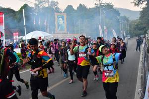 BIB: 2629, 2855
                            <button type="button" onclick="openModal(6852331)" class="btn btn-primary btn-sm float-right btn-popup" data-toggle="modal" data-target=".modal-high-quality">
                        <i class="fas fa-shopping-cart"></i> Add to Cart
                    </button>
                                            <button type="button" onclick="isThisMe(6852331, true)" class="btn btn-success btn-sm float-right btn-popup btn-isme hidden" data-toggle="tooltip" data-placement="bottom" title="นี่คือรูปของคุณใช่ไหม คลิกที่นี่เพื่อเอาเข้าอัลบั้ม">
                        <i class="fas fa-plus"></i> Add to album
                    </button>
                    <button type="button" onclick="isThisMe(6852331, false)" class="btn btn-warning btn-sm float-right btn-popup btn-isnotme hidden">
                        <i class="fas fa-ban"></i> Remove from album
                    </button>