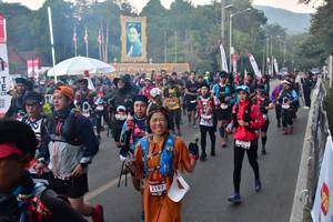 BIB: 2197
                            <button type="button" onclick="openModal(6852466)" class="btn btn-primary btn-sm float-right btn-popup" data-toggle="modal" data-target=".modal-high-quality">
                        <i class="fas fa-shopping-cart"></i> Add to Cart
                    </button>
                                            <button type="button" onclick="isThisMe(6852466, true)" class="btn btn-success btn-sm float-right btn-popup btn-isme hidden" data-toggle="tooltip" data-placement="bottom" title="นี่คือรูปของคุณใช่ไหม คลิกที่นี่เพื่อเอาเข้าอัลบั้ม">
                        <i class="fas fa-plus"></i> Add to album
                    </button>
                    <button type="button" onclick="isThisMe(6852466, false)" class="btn btn-warning btn-sm float-right btn-popup btn-isnotme hidden">
                        <i class="fas fa-ban"></i> Remove from album
                    </button>