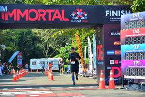 BIB: 888
                            <button type="button" onclick="openModal(7005042)" class="btn btn-primary btn-sm float-right btn-popup" data-toggle="modal" data-target=".modal-high-quality">
                        <i class="fas fa-shopping-cart"></i> Add to Cart
                    </button>
                                            <button type="button" onclick="isThisMe(7005042, true)" class="btn btn-success btn-sm float-right btn-popup btn-isme hidden" data-toggle="tooltip" data-placement="bottom" title="นี่คือรูปของคุณใช่ไหม คลิกที่นี่เพื่อเอาเข้าอัลบั้ม">
                        <i class="fas fa-plus"></i> Add to album
                    </button>
                    <button type="button" onclick="isThisMe(7005042, false)" class="btn btn-warning btn-sm float-right btn-popup btn-isnotme hidden">
                        <i class="fas fa-ban"></i> Remove from album
                    </button>