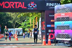 BIB: 100
                            <button type="button" onclick="openModal(7003231)" class="btn btn-primary btn-sm float-right btn-popup" data-toggle="modal" data-target=".modal-high-quality">
                        <i class="fas fa-shopping-cart"></i> Add to Cart
                    </button>
                                            <button type="button" onclick="isThisMe(7003231, true)" class="btn btn-success btn-sm float-right btn-popup btn-isme hidden" data-toggle="tooltip" data-placement="bottom" title="นี่คือรูปของคุณใช่ไหม คลิกที่นี่เพื่อเอาเข้าอัลบั้ม">
                        <i class="fas fa-plus"></i> Add to album
                    </button>
                    <button type="button" onclick="isThisMe(7003231, false)" class="btn btn-warning btn-sm float-right btn-popup btn-isnotme hidden">
                        <i class="fas fa-ban"></i> Remove from album
                    </button>