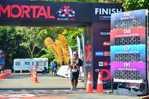 BIB: 888896
                            <button type="button" onclick="openModal(6999211)" class="btn btn-primary btn-sm float-right btn-popup" data-toggle="modal" data-target=".modal-high-quality">
                        <i class="fas fa-shopping-cart"></i> Add to Cart
                    </button>
                                            <button type="button" onclick="isThisMe(6999211, true)" class="btn btn-success btn-sm float-right btn-popup btn-isme hidden" data-toggle="tooltip" data-placement="bottom" title="นี่คือรูปของคุณใช่ไหม คลิกที่นี่เพื่อเอาเข้าอัลบั้ม">
                        <i class="fas fa-plus"></i> Add to album
                    </button>
                    <button type="button" onclick="isThisMe(6999211, false)" class="btn btn-warning btn-sm float-right btn-popup btn-isnotme hidden">
                        <i class="fas fa-ban"></i> Remove from album
                    </button>