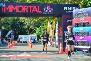 BIB: 888
                            <button type="button" onclick="openModal(7007390)" class="btn btn-primary btn-sm float-right btn-popup" data-toggle="modal" data-target=".modal-high-quality">
                        <i class="fas fa-shopping-cart"></i> Add to Cart
                    </button>
                                            <button type="button" onclick="isThisMe(7007390, true)" class="btn btn-success btn-sm float-right btn-popup btn-isme hidden" data-toggle="tooltip" data-placement="bottom" title="นี่คือรูปของคุณใช่ไหม คลิกที่นี่เพื่อเอาเข้าอัลบั้ม">
                        <i class="fas fa-plus"></i> Add to album
                    </button>
                    <button type="button" onclick="isThisMe(7007390, false)" class="btn btn-warning btn-sm float-right btn-popup btn-isnotme hidden">
                        <i class="fas fa-ban"></i> Remove from album
                    </button>