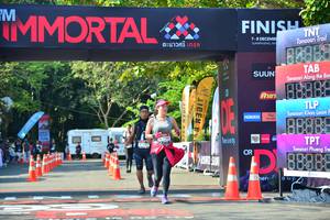 BIB: 888
                            <button type="button" onclick="openModal(7006890)" class="btn btn-primary btn-sm float-right btn-popup" data-toggle="modal" data-target=".modal-high-quality">
                        <i class="fas fa-shopping-cart"></i> Add to Cart
                    </button>
                                            <button type="button" onclick="isThisMe(7006890, true)" class="btn btn-success btn-sm float-right btn-popup btn-isme hidden" data-toggle="tooltip" data-placement="bottom" title="นี่คือรูปของคุณใช่ไหม คลิกที่นี่เพื่อเอาเข้าอัลบั้ม">
                        <i class="fas fa-plus"></i> Add to album
                    </button>
                    <button type="button" onclick="isThisMe(7006890, false)" class="btn btn-warning btn-sm float-right btn-popup btn-isnotme hidden">
                        <i class="fas fa-ban"></i> Remove from album
                    </button>