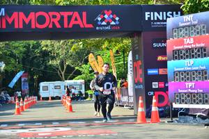 BIB: 419
                            <button type="button" onclick="openModal(6998648)" class="btn btn-primary btn-sm float-right btn-popup" data-toggle="modal" data-target=".modal-high-quality">
                        <i class="fas fa-shopping-cart"></i> Add to Cart
                    </button>
                                            <button type="button" onclick="isThisMe(6998648, true)" class="btn btn-success btn-sm float-right btn-popup btn-isme hidden" data-toggle="tooltip" data-placement="bottom" title="นี่คือรูปของคุณใช่ไหม คลิกที่นี่เพื่อเอาเข้าอัลบั้ม">
                        <i class="fas fa-plus"></i> Add to album
                    </button>
                    <button type="button" onclick="isThisMe(6998648, false)" class="btn btn-warning btn-sm float-right btn-popup btn-isnotme hidden">
                        <i class="fas fa-ban"></i> Remove from album
                    </button>