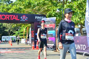 BIB: 780, 000, 1131, 1759
                            <button type="button" onclick="openModal(6998942)" class="btn btn-primary btn-sm float-right btn-popup" data-toggle="modal" data-target=".modal-high-quality">
                        <i class="fas fa-shopping-cart"></i> Add to Cart
                    </button>
                                            <button type="button" onclick="isThisMe(6998942, true)" class="btn btn-success btn-sm float-right btn-popup btn-isme hidden" data-toggle="tooltip" data-placement="bottom" title="นี่คือรูปของคุณใช่ไหม คลิกที่นี่เพื่อเอาเข้าอัลบั้ม">
                        <i class="fas fa-plus"></i> Add to album
                    </button>
                    <button type="button" onclick="isThisMe(6998942, false)" class="btn btn-warning btn-sm float-right btn-popup btn-isnotme hidden">
                        <i class="fas fa-ban"></i> Remove from album
                    </button>