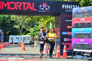 BIB: 888888, 1299
                            <button type="button" onclick="openModal(6999810)" class="btn btn-primary btn-sm float-right btn-popup" data-toggle="modal" data-target=".modal-high-quality">
                        <i class="fas fa-shopping-cart"></i> Add to Cart
                    </button>
                                            <button type="button" onclick="isThisMe(6999810, true)" class="btn btn-success btn-sm float-right btn-popup btn-isme hidden" data-toggle="tooltip" data-placement="bottom" title="นี่คือรูปของคุณใช่ไหม คลิกที่นี่เพื่อเอาเข้าอัลบั้ม">
                        <i class="fas fa-plus"></i> Add to album
                    </button>
                    <button type="button" onclick="isThisMe(6999810, false)" class="btn btn-warning btn-sm float-right btn-popup btn-isnotme hidden">
                        <i class="fas fa-ban"></i> Remove from album
                    </button>