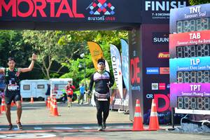 BIB: 4374
                            <button type="button" onclick="openModal(6999161)" class="btn btn-primary btn-sm float-right btn-popup" data-toggle="modal" data-target=".modal-high-quality">
                        <i class="fas fa-shopping-cart"></i> Add to Cart
                    </button>
                                            <button type="button" onclick="isThisMe(6999161, true)" class="btn btn-success btn-sm float-right btn-popup btn-isme hidden" data-toggle="tooltip" data-placement="bottom" title="นี่คือรูปของคุณใช่ไหม คลิกที่นี่เพื่อเอาเข้าอัลบั้ม">
                        <i class="fas fa-plus"></i> Add to album
                    </button>
                    <button type="button" onclick="isThisMe(6999161, false)" class="btn btn-warning btn-sm float-right btn-popup btn-isnotme hidden">
                        <i class="fas fa-ban"></i> Remove from album
                    </button>