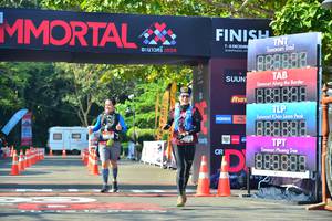 BIB: 8888
                            <button type="button" onclick="openModal(7010654)" class="btn btn-primary btn-sm float-right btn-popup" data-toggle="modal" data-target=".modal-high-quality">
                        <i class="fas fa-shopping-cart"></i> Add to Cart
                    </button>
                                            <button type="button" onclick="isThisMe(7010654, true)" class="btn btn-success btn-sm float-right btn-popup btn-isme hidden" data-toggle="tooltip" data-placement="bottom" title="นี่คือรูปของคุณใช่ไหม คลิกที่นี่เพื่อเอาเข้าอัลบั้ม">
                        <i class="fas fa-plus"></i> Add to album
                    </button>
                    <button type="button" onclick="isThisMe(7010654, false)" class="btn btn-warning btn-sm float-right btn-popup btn-isnotme hidden">
                        <i class="fas fa-ban"></i> Remove from album
                    </button>