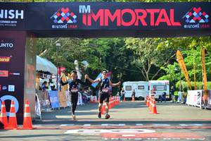 BIB: 2019
                            <button type="button" onclick="openModal(7007720)" class="btn btn-primary btn-sm float-right btn-popup" data-toggle="modal" data-target=".modal-high-quality">
                        <i class="fas fa-shopping-cart"></i> Add to Cart
                    </button>
                                            <button type="button" onclick="isThisMe(7007720, true)" class="btn btn-success btn-sm float-right btn-popup btn-isme hidden" data-toggle="tooltip" data-placement="bottom" title="นี่คือรูปของคุณใช่ไหม คลิกที่นี่เพื่อเอาเข้าอัลบั้ม">
                        <i class="fas fa-plus"></i> Add to album
                    </button>
                    <button type="button" onclick="isThisMe(7007720, false)" class="btn btn-warning btn-sm float-right btn-popup btn-isnotme hidden">
                        <i class="fas fa-ban"></i> Remove from album
                    </button>