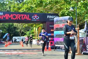 BIB: 
                            <button type="button" onclick="openModal(7007824)" class="btn btn-primary btn-sm float-right btn-popup" data-toggle="modal" data-target=".modal-high-quality">
                        <i class="fas fa-shopping-cart"></i> Add to Cart
                    </button>
                                            <button type="button" onclick="isThisMe(7007824, true)" class="btn btn-success btn-sm float-right btn-popup btn-isme hidden" data-toggle="tooltip" data-placement="bottom" title="นี่คือรูปของคุณใช่ไหม คลิกที่นี่เพื่อเอาเข้าอัลบั้ม">
                        <i class="fas fa-plus"></i> Add to album
                    </button>
                    <button type="button" onclick="isThisMe(7007824, false)" class="btn btn-warning btn-sm float-right btn-popup btn-isnotme hidden">
                        <i class="fas fa-ban"></i> Remove from album
                    </button>