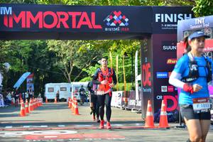 BIB: 1053
                            <button type="button" onclick="openModal(7007572)" class="btn btn-primary btn-sm float-right btn-popup" data-toggle="modal" data-target=".modal-high-quality">
                        <i class="fas fa-shopping-cart"></i> Add to Cart
                    </button>
                                            <button type="button" onclick="isThisMe(7007572, true)" class="btn btn-success btn-sm float-right btn-popup btn-isme hidden" data-toggle="tooltip" data-placement="bottom" title="นี่คือรูปของคุณใช่ไหม คลิกที่นี่เพื่อเอาเข้าอัลบั้ม">
                        <i class="fas fa-plus"></i> Add to album
                    </button>
                    <button type="button" onclick="isThisMe(7007572, false)" class="btn btn-warning btn-sm float-right btn-popup btn-isnotme hidden">
                        <i class="fas fa-ban"></i> Remove from album
                    </button>