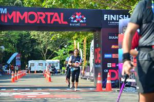 BIB: 041
                            <button type="button" onclick="openModal(7007292)" class="btn btn-primary btn-sm float-right btn-popup" data-toggle="modal" data-target=".modal-high-quality">
                        <i class="fas fa-shopping-cart"></i> Add to Cart
                    </button>
                                            <button type="button" onclick="isThisMe(7007292, true)" class="btn btn-success btn-sm float-right btn-popup btn-isme hidden" data-toggle="tooltip" data-placement="bottom" title="นี่คือรูปของคุณใช่ไหม คลิกที่นี่เพื่อเอาเข้าอัลบั้ม">
                        <i class="fas fa-plus"></i> Add to album
                    </button>
                    <button type="button" onclick="isThisMe(7007292, false)" class="btn btn-warning btn-sm float-right btn-popup btn-isnotme hidden">
                        <i class="fas fa-ban"></i> Remove from album
                    </button>