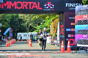 BIB: 
                            <button type="button" onclick="openModal(7006519)" class="btn btn-primary btn-sm float-right btn-popup" data-toggle="modal" data-target=".modal-high-quality">
                        <i class="fas fa-shopping-cart"></i> Add to Cart
                    </button>
                                            <button type="button" onclick="isThisMe(7006519, true)" class="btn btn-success btn-sm float-right btn-popup btn-isme hidden" data-toggle="tooltip" data-placement="bottom" title="นี่คือรูปของคุณใช่ไหม คลิกที่นี่เพื่อเอาเข้าอัลบั้ม">
                        <i class="fas fa-plus"></i> Add to album
                    </button>
                    <button type="button" onclick="isThisMe(7006519, false)" class="btn btn-warning btn-sm float-right btn-popup btn-isnotme hidden">
                        <i class="fas fa-ban"></i> Remove from album
                    </button>