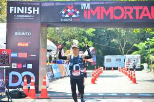 BIB: 2019, 2302
                            <button type="button" onclick="openModal(6983624)" class="btn btn-primary btn-sm float-right btn-popup" data-toggle="modal" data-target=".modal-high-quality">
                        <i class="fas fa-shopping-cart"></i> Add to Cart
                    </button>
                                            <button type="button" onclick="isThisMe(6983624, true)" class="btn btn-success btn-sm float-right btn-popup btn-isme hidden" data-toggle="tooltip" data-placement="bottom" title="นี่คือรูปของคุณใช่ไหม คลิกที่นี่เพื่อเอาเข้าอัลบั้ม">
                        <i class="fas fa-plus"></i> Add to album
                    </button>
                    <button type="button" onclick="isThisMe(6983624, false)" class="btn btn-warning btn-sm float-right btn-popup btn-isnotme hidden">
                        <i class="fas fa-ban"></i> Remove from album
                    </button>