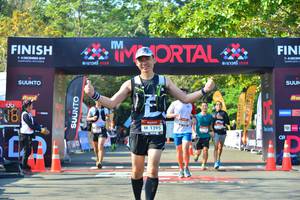 BIB: 1395
                            <button type="button" onclick="openModal(7004026)" class="btn btn-primary btn-sm float-right btn-popup" data-toggle="modal" data-target=".modal-high-quality">
                        <i class="fas fa-shopping-cart"></i> Add to Cart
                    </button>
                                            <button type="button" onclick="isThisMe(7004026, true)" class="btn btn-success btn-sm float-right btn-popup btn-isme hidden" data-toggle="tooltip" data-placement="bottom" title="นี่คือรูปของคุณใช่ไหม คลิกที่นี่เพื่อเอาเข้าอัลบั้ม">
                        <i class="fas fa-plus"></i> Add to album
                    </button>
                    <button type="button" onclick="isThisMe(7004026, false)" class="btn btn-warning btn-sm float-right btn-popup btn-isnotme hidden">
                        <i class="fas fa-ban"></i> Remove from album
                    </button>