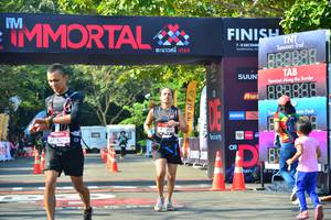 BIB: 092, 2394, 9211
                            <button type="button" onclick="openModal(7003324)" class="btn btn-primary btn-sm float-right btn-popup" data-toggle="modal" data-target=".modal-high-quality">
                        <i class="fas fa-shopping-cart"></i> Add to Cart
                    </button>
                                            <button type="button" onclick="isThisMe(7003324, true)" class="btn btn-success btn-sm float-right btn-popup btn-isme hidden" data-toggle="tooltip" data-placement="bottom" title="นี่คือรูปของคุณใช่ไหม คลิกที่นี่เพื่อเอาเข้าอัลบั้ม">
                        <i class="fas fa-plus"></i> Add to album
                    </button>
                    <button type="button" onclick="isThisMe(7003324, false)" class="btn btn-warning btn-sm float-right btn-popup btn-isnotme hidden">
                        <i class="fas fa-ban"></i> Remove from album
                    </button>