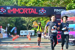 BIB: 1177, 1217
                            <button type="button" onclick="openModal(7003221)" class="btn btn-primary btn-sm float-right btn-popup" data-toggle="modal" data-target=".modal-high-quality">
                        <i class="fas fa-shopping-cart"></i> Add to Cart
                    </button>
                                            <button type="button" onclick="isThisMe(7003221, true)" class="btn btn-success btn-sm float-right btn-popup btn-isme hidden" data-toggle="tooltip" data-placement="bottom" title="นี่คือรูปของคุณใช่ไหม คลิกที่นี่เพื่อเอาเข้าอัลบั้ม">
                        <i class="fas fa-plus"></i> Add to album
                    </button>
                    <button type="button" onclick="isThisMe(7003221, false)" class="btn btn-warning btn-sm float-right btn-popup btn-isnotme hidden">
                        <i class="fas fa-ban"></i> Remove from album
                    </button>