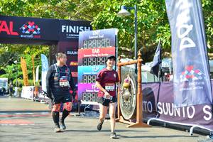 BIB: 157, 888
                            <button type="button" onclick="openModal(6998626)" class="btn btn-primary btn-sm float-right btn-popup" data-toggle="modal" data-target=".modal-high-quality">
                        <i class="fas fa-shopping-cart"></i> Add to Cart
                    </button>
                                            <button type="button" onclick="isThisMe(6998626, true)" class="btn btn-success btn-sm float-right btn-popup btn-isme hidden" data-toggle="tooltip" data-placement="bottom" title="นี่คือรูปของคุณใช่ไหม คลิกที่นี่เพื่อเอาเข้าอัลบั้ม">
                        <i class="fas fa-plus"></i> Add to album
                    </button>
                    <button type="button" onclick="isThisMe(6998626, false)" class="btn btn-warning btn-sm float-right btn-popup btn-isnotme hidden">
                        <i class="fas fa-ban"></i> Remove from album
                    </button>