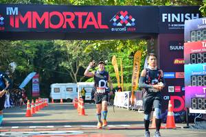 BIB: 413, 1442
                            <button type="button" onclick="openModal(7003556)" class="btn btn-primary btn-sm float-right btn-popup" data-toggle="modal" data-target=".modal-high-quality">
                        <i class="fas fa-shopping-cart"></i> Add to Cart
                    </button>
                                            <button type="button" onclick="isThisMe(7003556, true)" class="btn btn-success btn-sm float-right btn-popup btn-isme hidden" data-toggle="tooltip" data-placement="bottom" title="นี่คือรูปของคุณใช่ไหม คลิกที่นี่เพื่อเอาเข้าอัลบั้ม">
                        <i class="fas fa-plus"></i> Add to album
                    </button>
                    <button type="button" onclick="isThisMe(7003556, false)" class="btn btn-warning btn-sm float-right btn-popup btn-isnotme hidden">
                        <i class="fas fa-ban"></i> Remove from album
                    </button>