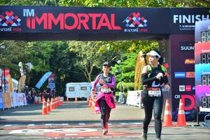 BIB: 410, 1368
                            <button type="button" onclick="openModal(7007974)" class="btn btn-primary btn-sm float-right btn-popup" data-toggle="modal" data-target=".modal-high-quality">
                        <i class="fas fa-shopping-cart"></i> Add to Cart
                    </button>
                                            <button type="button" onclick="isThisMe(7007974, true)" class="btn btn-success btn-sm float-right btn-popup btn-isme hidden" data-toggle="tooltip" data-placement="bottom" title="นี่คือรูปของคุณใช่ไหม คลิกที่นี่เพื่อเอาเข้าอัลบั้ม">
                        <i class="fas fa-plus"></i> Add to album
                    </button>
                    <button type="button" onclick="isThisMe(7007974, false)" class="btn btn-warning btn-sm float-right btn-popup btn-isnotme hidden">
                        <i class="fas fa-ban"></i> Remove from album
                    </button>