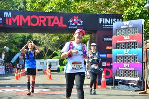 BIB: 8888, 1029
                            <button type="button" onclick="openModal(6999888)" class="btn btn-primary btn-sm float-right btn-popup" data-toggle="modal" data-target=".modal-high-quality">
                        <i class="fas fa-shopping-cart"></i> Add to Cart
                    </button>
                                            <button type="button" onclick="isThisMe(6999888, true)" class="btn btn-success btn-sm float-right btn-popup btn-isme hidden" data-toggle="tooltip" data-placement="bottom" title="นี่คือรูปของคุณใช่ไหม คลิกที่นี่เพื่อเอาเข้าอัลบั้ม">
                        <i class="fas fa-plus"></i> Add to album
                    </button>
                    <button type="button" onclick="isThisMe(6999888, false)" class="btn btn-warning btn-sm float-right btn-popup btn-isnotme hidden">
                        <i class="fas fa-ban"></i> Remove from album
                    </button>