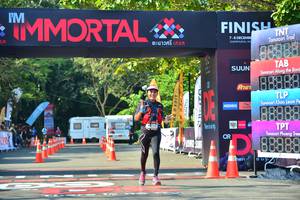 BIB: 8988
                            <button type="button" onclick="openModal(7003718)" class="btn btn-primary btn-sm float-right btn-popup" data-toggle="modal" data-target=".modal-high-quality">
                        <i class="fas fa-shopping-cart"></i> Add to Cart
                    </button>
                                            <button type="button" onclick="isThisMe(7003718, true)" class="btn btn-success btn-sm float-right btn-popup btn-isme hidden" data-toggle="tooltip" data-placement="bottom" title="นี่คือรูปของคุณใช่ไหม คลิกที่นี่เพื่อเอาเข้าอัลบั้ม">
                        <i class="fas fa-plus"></i> Add to album
                    </button>
                    <button type="button" onclick="isThisMe(7003718, false)" class="btn btn-warning btn-sm float-right btn-popup btn-isnotme hidden">
                        <i class="fas fa-ban"></i> Remove from album
                    </button>