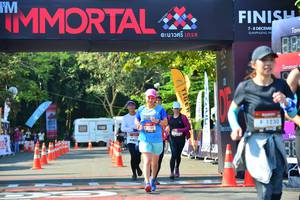 BIB: 1230, 1741
                            <button type="button" onclick="openModal(6998906)" class="btn btn-primary btn-sm float-right btn-popup" data-toggle="modal" data-target=".modal-high-quality">
                        <i class="fas fa-shopping-cart"></i> Add to Cart
                    </button>
                                            <button type="button" onclick="isThisMe(6998906, true)" class="btn btn-success btn-sm float-right btn-popup btn-isme hidden" data-toggle="tooltip" data-placement="bottom" title="นี่คือรูปของคุณใช่ไหม คลิกที่นี่เพื่อเอาเข้าอัลบั้ม">
                        <i class="fas fa-plus"></i> Add to album
                    </button>
                    <button type="button" onclick="isThisMe(6998906, false)" class="btn btn-warning btn-sm float-right btn-popup btn-isnotme hidden">
                        <i class="fas fa-ban"></i> Remove from album
                    </button>