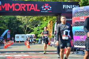 BIB: 88888, 1490, 888
                            <button type="button" onclick="openModal(7005606)" class="btn btn-primary btn-sm float-right btn-popup" data-toggle="modal" data-target=".modal-high-quality">
                        <i class="fas fa-shopping-cart"></i> Add to Cart
                    </button>
                                            <button type="button" onclick="isThisMe(7005606, true)" class="btn btn-success btn-sm float-right btn-popup btn-isme hidden" data-toggle="tooltip" data-placement="bottom" title="นี่คือรูปของคุณใช่ไหม คลิกที่นี่เพื่อเอาเข้าอัลบั้ม">
                        <i class="fas fa-plus"></i> Add to album
                    </button>
                    <button type="button" onclick="isThisMe(7005606, false)" class="btn btn-warning btn-sm float-right btn-popup btn-isnotme hidden">
                        <i class="fas fa-ban"></i> Remove from album
                    </button>