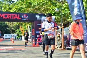 BIB: 1068
                            <button type="button" onclick="openModal(7005153)" class="btn btn-primary btn-sm float-right btn-popup" data-toggle="modal" data-target=".modal-high-quality">
                        <i class="fas fa-shopping-cart"></i> Add to Cart
                    </button>
                                            <button type="button" onclick="isThisMe(7005153, true)" class="btn btn-success btn-sm float-right btn-popup btn-isme hidden" data-toggle="tooltip" data-placement="bottom" title="นี่คือรูปของคุณใช่ไหม คลิกที่นี่เพื่อเอาเข้าอัลบั้ม">
                        <i class="fas fa-plus"></i> Add to album
                    </button>
                    <button type="button" onclick="isThisMe(7005153, false)" class="btn btn-warning btn-sm float-right btn-popup btn-isnotme hidden">
                        <i class="fas fa-ban"></i> Remove from album
                    </button>