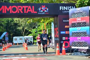 BIB: 410
                            <button type="button" onclick="openModal(6998607)" class="btn btn-primary btn-sm float-right btn-popup" data-toggle="modal" data-target=".modal-high-quality">
                        <i class="fas fa-shopping-cart"></i> Add to Cart
                    </button>
                                            <button type="button" onclick="isThisMe(6998607, true)" class="btn btn-success btn-sm float-right btn-popup btn-isme hidden" data-toggle="tooltip" data-placement="bottom" title="นี่คือรูปของคุณใช่ไหม คลิกที่นี่เพื่อเอาเข้าอัลบั้ม">
                        <i class="fas fa-plus"></i> Add to album
                    </button>
                    <button type="button" onclick="isThisMe(6998607, false)" class="btn btn-warning btn-sm float-right btn-popup btn-isnotme hidden">
                        <i class="fas fa-ban"></i> Remove from album
                    </button>