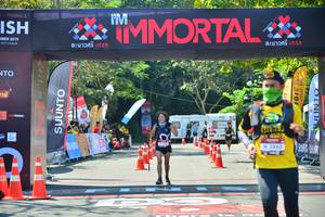BIB: 2019, 2860
                            <button type="button" onclick="openModal(6989598)" class="btn btn-primary btn-sm float-right btn-popup" data-toggle="modal" data-target=".modal-high-quality">
                        <i class="fas fa-shopping-cart"></i> Add to Cart
                    </button>
                                            <button type="button" onclick="isThisMe(6989598, true)" class="btn btn-success btn-sm float-right btn-popup btn-isme hidden" data-toggle="tooltip" data-placement="bottom" title="นี่คือรูปของคุณใช่ไหม คลิกที่นี่เพื่อเอาเข้าอัลบั้ม">
                        <i class="fas fa-plus"></i> Add to album
                    </button>
                    <button type="button" onclick="isThisMe(6989598, false)" class="btn btn-warning btn-sm float-right btn-popup btn-isnotme hidden">
                        <i class="fas fa-ban"></i> Remove from album
                    </button>