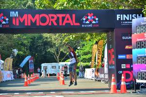 BIB: 
                            <button type="button" onclick="openModal(7004048)" class="btn btn-primary btn-sm float-right btn-popup" data-toggle="modal" data-target=".modal-high-quality">
                        <i class="fas fa-shopping-cart"></i> Add to Cart
                    </button>
                                            <button type="button" onclick="isThisMe(7004048, true)" class="btn btn-success btn-sm float-right btn-popup btn-isme hidden" data-toggle="tooltip" data-placement="bottom" title="นี่คือรูปของคุณใช่ไหม คลิกที่นี่เพื่อเอาเข้าอัลบั้ม">
                        <i class="fas fa-plus"></i> Add to album
                    </button>
                    <button type="button" onclick="isThisMe(7004048, false)" class="btn btn-warning btn-sm float-right btn-popup btn-isnotme hidden">
                        <i class="fas fa-ban"></i> Remove from album
                    </button>