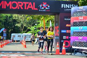 BIB: 
                            <button type="button" onclick="openModal(6999804)" class="btn btn-primary btn-sm float-right btn-popup" data-toggle="modal" data-target=".modal-high-quality">
                        <i class="fas fa-shopping-cart"></i> Add to Cart
                    </button>
                                            <button type="button" onclick="isThisMe(6999804, true)" class="btn btn-success btn-sm float-right btn-popup btn-isme hidden" data-toggle="tooltip" data-placement="bottom" title="นี่คือรูปของคุณใช่ไหม คลิกที่นี่เพื่อเอาเข้าอัลบั้ม">
                        <i class="fas fa-plus"></i> Add to album
                    </button>
                    <button type="button" onclick="isThisMe(6999804, false)" class="btn btn-warning btn-sm float-right btn-popup btn-isnotme hidden">
                        <i class="fas fa-ban"></i> Remove from album
                    </button>