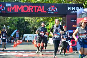 BIB: 1374, 1736
                            <button type="button" onclick="openModal(7007256)" class="btn btn-primary btn-sm float-right btn-popup" data-toggle="modal" data-target=".modal-high-quality">
                        <i class="fas fa-shopping-cart"></i> Add to Cart
                    </button>
                                            <button type="button" onclick="isThisMe(7007256, true)" class="btn btn-success btn-sm float-right btn-popup btn-isme hidden" data-toggle="tooltip" data-placement="bottom" title="นี่คือรูปของคุณใช่ไหม คลิกที่นี่เพื่อเอาเข้าอัลบั้ม">
                        <i class="fas fa-plus"></i> Add to album
                    </button>
                    <button type="button" onclick="isThisMe(7007256, false)" class="btn btn-warning btn-sm float-right btn-popup btn-isnotme hidden">
                        <i class="fas fa-ban"></i> Remove from album
                    </button>