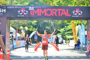 BIB: 2019, 4021
                            <button type="button" onclick="openModal(6983593)" class="btn btn-primary btn-sm float-right btn-popup" data-toggle="modal" data-target=".modal-high-quality">
                        <i class="fas fa-shopping-cart"></i> Add to Cart
                    </button>
                                            <button type="button" onclick="isThisMe(6983593, true)" class="btn btn-success btn-sm float-right btn-popup btn-isme hidden" data-toggle="tooltip" data-placement="bottom" title="นี่คือรูปของคุณใช่ไหม คลิกที่นี่เพื่อเอาเข้าอัลบั้ม">
                        <i class="fas fa-plus"></i> Add to album
                    </button>
                    <button type="button" onclick="isThisMe(6983593, false)" class="btn btn-warning btn-sm float-right btn-popup btn-isnotme hidden">
                        <i class="fas fa-ban"></i> Remove from album
                    </button>