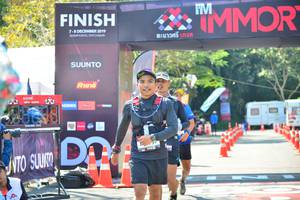 BIB: 219
                            <button type="button" onclick="openModal(6990415)" class="btn btn-primary btn-sm float-right btn-popup" data-toggle="modal" data-target=".modal-high-quality">
                        <i class="fas fa-shopping-cart"></i> Add to Cart
                    </button>
                                            <button type="button" onclick="isThisMe(6990415, true)" class="btn btn-success btn-sm float-right btn-popup btn-isme hidden" data-toggle="tooltip" data-placement="bottom" title="นี่คือรูปของคุณใช่ไหม คลิกที่นี่เพื่อเอาเข้าอัลบั้ม">
                        <i class="fas fa-plus"></i> Add to album
                    </button>
                    <button type="button" onclick="isThisMe(6990415, false)" class="btn btn-warning btn-sm float-right btn-popup btn-isnotme hidden">
                        <i class="fas fa-ban"></i> Remove from album
                    </button>