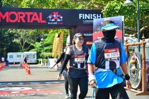 BIB: 1070, 1325
                            <button type="button" onclick="openModal(6994790)" class="btn btn-primary btn-sm float-right btn-popup" data-toggle="modal" data-target=".modal-high-quality">
                        <i class="fas fa-shopping-cart"></i> Add to Cart
                    </button>
                                            <button type="button" onclick="isThisMe(6994790, true)" class="btn btn-success btn-sm float-right btn-popup btn-isme hidden" data-toggle="tooltip" data-placement="bottom" title="นี่คือรูปของคุณใช่ไหม คลิกที่นี่เพื่อเอาเข้าอัลบั้ม">
                        <i class="fas fa-plus"></i> Add to album
                    </button>
                    <button type="button" onclick="isThisMe(6994790, false)" class="btn btn-warning btn-sm float-right btn-popup btn-isnotme hidden">
                        <i class="fas fa-ban"></i> Remove from album
                    </button>