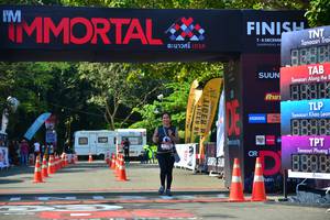 BIB: 888
                            <button type="button" onclick="openModal(6999929)" class="btn btn-primary btn-sm float-right btn-popup" data-toggle="modal" data-target=".modal-high-quality">
                        <i class="fas fa-shopping-cart"></i> Add to Cart
                    </button>
                                            <button type="button" onclick="isThisMe(6999929, true)" class="btn btn-success btn-sm float-right btn-popup btn-isme hidden" data-toggle="tooltip" data-placement="bottom" title="นี่คือรูปของคุณใช่ไหม คลิกที่นี่เพื่อเอาเข้าอัลบั้ม">
                        <i class="fas fa-plus"></i> Add to album
                    </button>
                    <button type="button" onclick="isThisMe(6999929, false)" class="btn btn-warning btn-sm float-right btn-popup btn-isnotme hidden">
                        <i class="fas fa-ban"></i> Remove from album
                    </button>