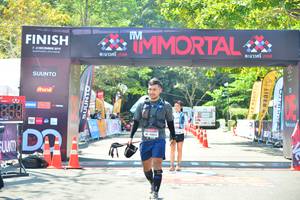 BIB: 4004
                            <button type="button" onclick="openModal(6983117)" class="btn btn-primary btn-sm float-right btn-popup" data-toggle="modal" data-target=".modal-high-quality">
                        <i class="fas fa-shopping-cart"></i> Add to Cart
                    </button>
                                            <button type="button" onclick="isThisMe(6983117, true)" class="btn btn-success btn-sm float-right btn-popup btn-isme hidden" data-toggle="tooltip" data-placement="bottom" title="นี่คือรูปของคุณใช่ไหม คลิกที่นี่เพื่อเอาเข้าอัลบั้ม">
                        <i class="fas fa-plus"></i> Add to album
                    </button>
                    <button type="button" onclick="isThisMe(6983117, false)" class="btn btn-warning btn-sm float-right btn-popup btn-isnotme hidden">
                        <i class="fas fa-ban"></i> Remove from album
                    </button>