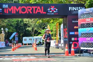 BIB: 419
                            <button type="button" onclick="openModal(6999072)" class="btn btn-primary btn-sm float-right btn-popup" data-toggle="modal" data-target=".modal-high-quality">
                        <i class="fas fa-shopping-cart"></i> Add to Cart
                    </button>
                                            <button type="button" onclick="isThisMe(6999072, true)" class="btn btn-success btn-sm float-right btn-popup btn-isme hidden" data-toggle="tooltip" data-placement="bottom" title="นี่คือรูปของคุณใช่ไหม คลิกที่นี่เพื่อเอาเข้าอัลบั้ม">
                        <i class="fas fa-plus"></i> Add to album
                    </button>
                    <button type="button" onclick="isThisMe(6999072, false)" class="btn btn-warning btn-sm float-right btn-popup btn-isnotme hidden">
                        <i class="fas fa-ban"></i> Remove from album
                    </button>