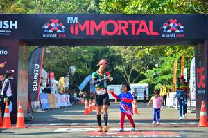 BIB: 2019
                            <button type="button" onclick="openModal(7003304)" class="btn btn-primary btn-sm float-right btn-popup" data-toggle="modal" data-target=".modal-high-quality">
                        <i class="fas fa-shopping-cart"></i> Add to Cart
                    </button>
                                            <button type="button" onclick="isThisMe(7003304, true)" class="btn btn-success btn-sm float-right btn-popup btn-isme hidden" data-toggle="tooltip" data-placement="bottom" title="นี่คือรูปของคุณใช่ไหม คลิกที่นี่เพื่อเอาเข้าอัลบั้ม">
                        <i class="fas fa-plus"></i> Add to album
                    </button>
                    <button type="button" onclick="isThisMe(7003304, false)" class="btn btn-warning btn-sm float-right btn-popup btn-isnotme hidden">
                        <i class="fas fa-ban"></i> Remove from album
                    </button>