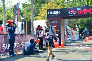 BIB: 2188
                            <button type="button" onclick="openModal(7008667)" class="btn btn-primary btn-sm float-right btn-popup" data-toggle="modal" data-target=".modal-high-quality">
                        <i class="fas fa-shopping-cart"></i> Add to Cart
                    </button>
                                            <button type="button" onclick="isThisMe(7008667, true)" class="btn btn-success btn-sm float-right btn-popup btn-isme hidden" data-toggle="tooltip" data-placement="bottom" title="นี่คือรูปของคุณใช่ไหม คลิกที่นี่เพื่อเอาเข้าอัลบั้ม">
                        <i class="fas fa-plus"></i> Add to album
                    </button>
                    <button type="button" onclick="isThisMe(7008667, false)" class="btn btn-warning btn-sm float-right btn-popup btn-isnotme hidden">
                        <i class="fas fa-ban"></i> Remove from album
                    </button>