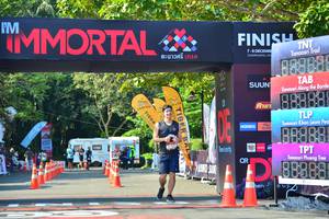 BIB: 88888
                            <button type="button" onclick="openModal(7006384)" class="btn btn-primary btn-sm float-right btn-popup" data-toggle="modal" data-target=".modal-high-quality">
                        <i class="fas fa-shopping-cart"></i> Add to Cart
                    </button>
                                            <button type="button" onclick="isThisMe(7006384, true)" class="btn btn-success btn-sm float-right btn-popup btn-isme hidden" data-toggle="tooltip" data-placement="bottom" title="นี่คือรูปของคุณใช่ไหม คลิกที่นี่เพื่อเอาเข้าอัลบั้ม">
                        <i class="fas fa-plus"></i> Add to album
                    </button>
                    <button type="button" onclick="isThisMe(7006384, false)" class="btn btn-warning btn-sm float-right btn-popup btn-isnotme hidden">
                        <i class="fas fa-ban"></i> Remove from album
                    </button>